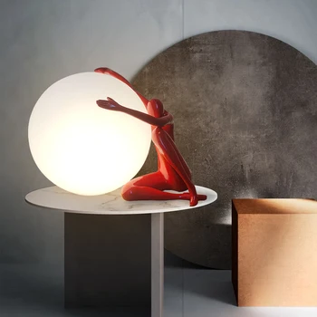 Модель скандинавской творческой личности, настольная лампа для гостиной, Прикроватный светильник для спальни, круглый шар, скульптура Гуманоида, Настольная лампа Изображение 2