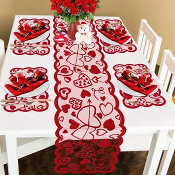 Настольная дорожка на День Святого Валентина, красные салфетки с сердечками, скатерть с отверстиями для домашнего свадебного декора, покрытие для стола в любовной атмосфере.