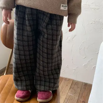 Детские повседневные теплые брюки 2023 осень и зима Новый модный корейский стиль ретро повседневный прямого покроя флис свободные клетчатые брюки